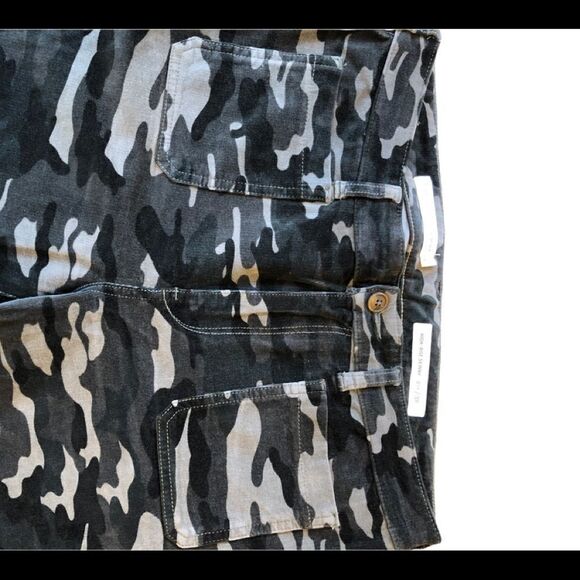ANTHROPOLOGIE Pilcro And The Letterpress Camo Corduroy Pants EUC - Picture 4 of 16